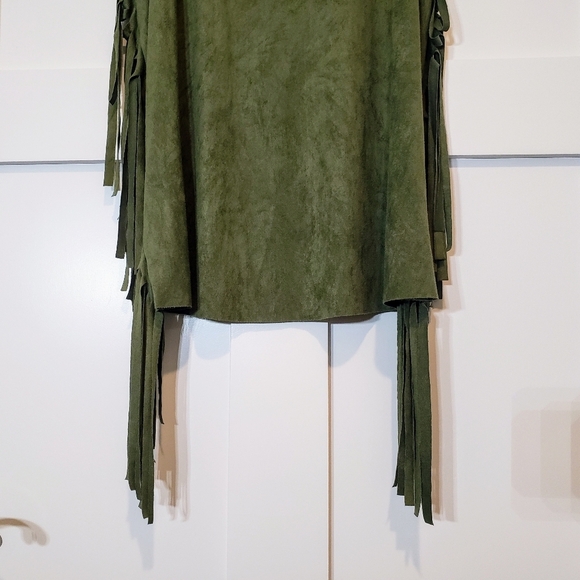 Twenty Second Fringes Faux Suede Sleevess Top Olive Green Size Large Made In USA - Picture 3 of 8